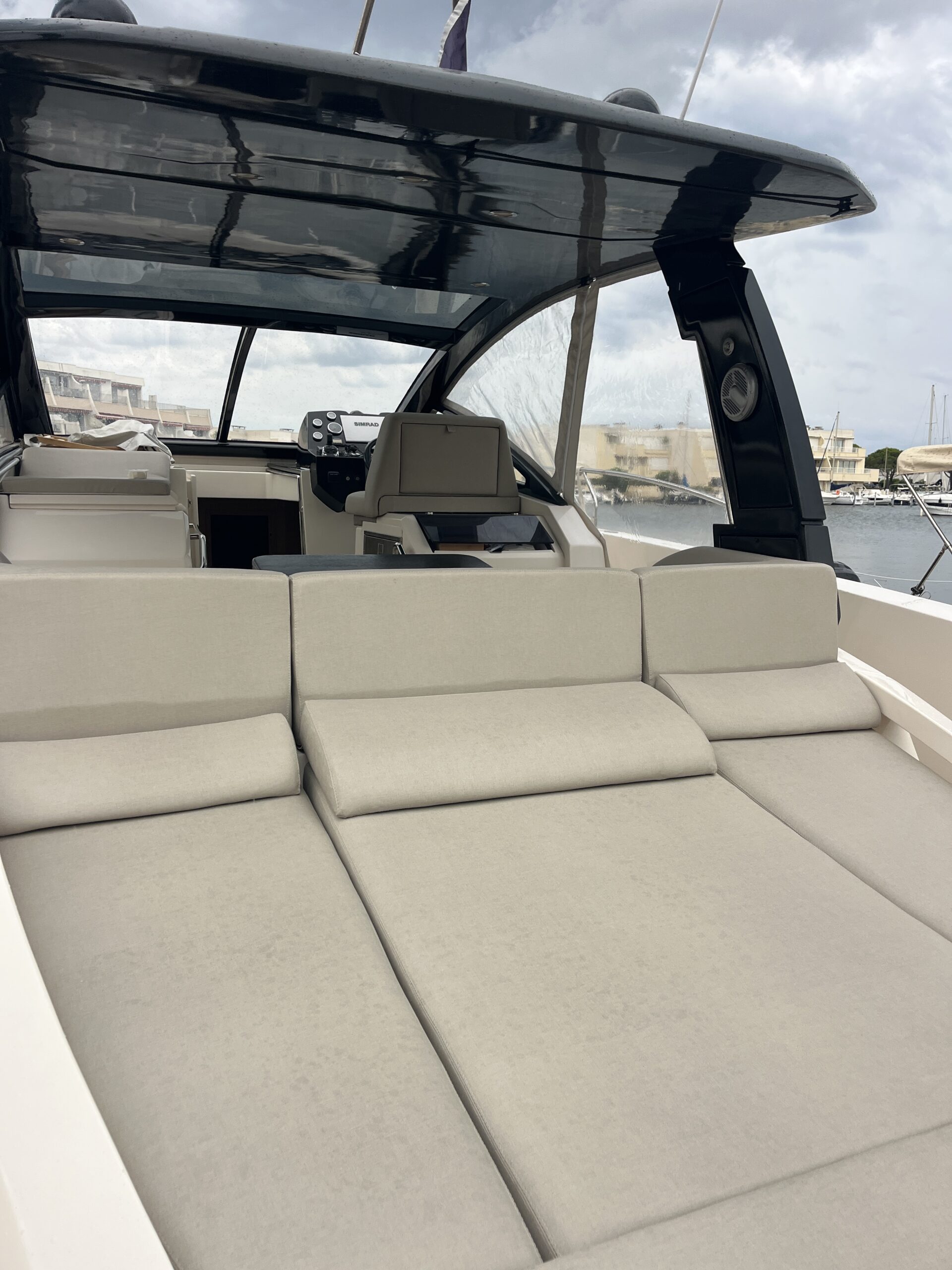 bain de soleil bateau linetex spradling